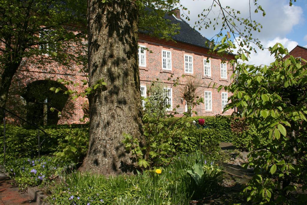 Hotel Pelli Hof Rendsburg By Tulip Inn Buitenkant foto