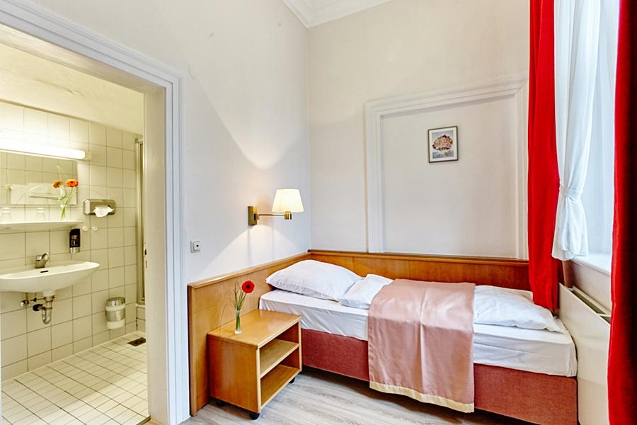 Hotel Pelli Hof Rendsburg By Tulip Inn Buitenkant foto